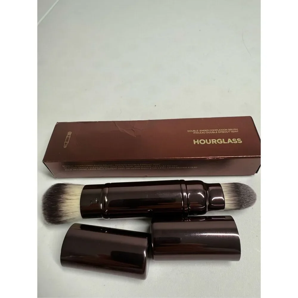New Hourglass Retractable Double-Ended Complexion Brush